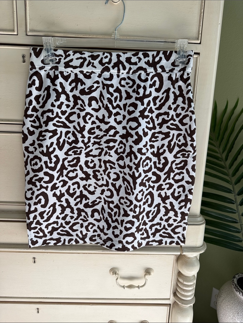Persifor Brown and White Leopard Print Mini Skirt size M